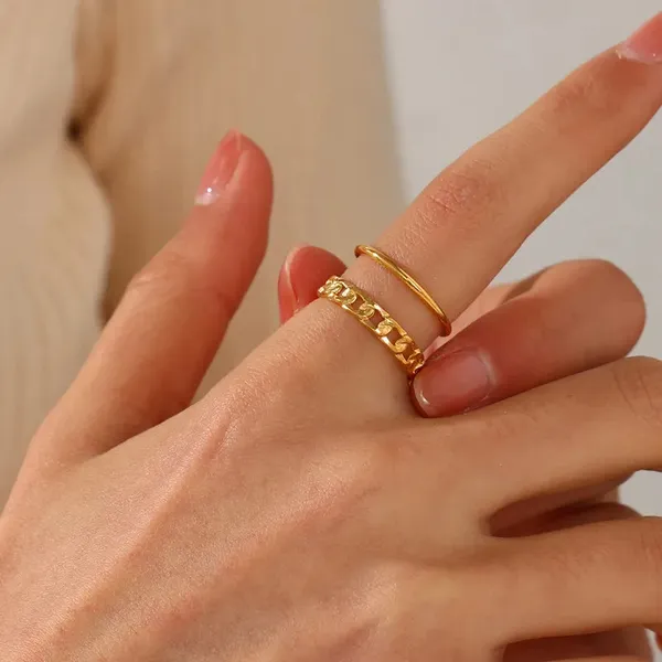 Gold_Geometric_Chain_Rings_For_Women